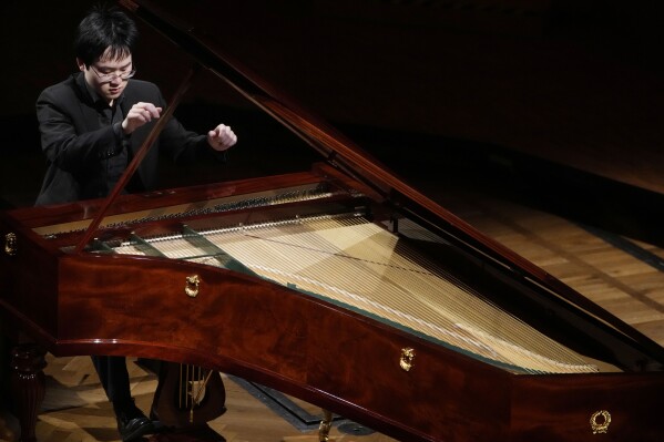 Chopin lovers can t meet their hero but this pianist got to do